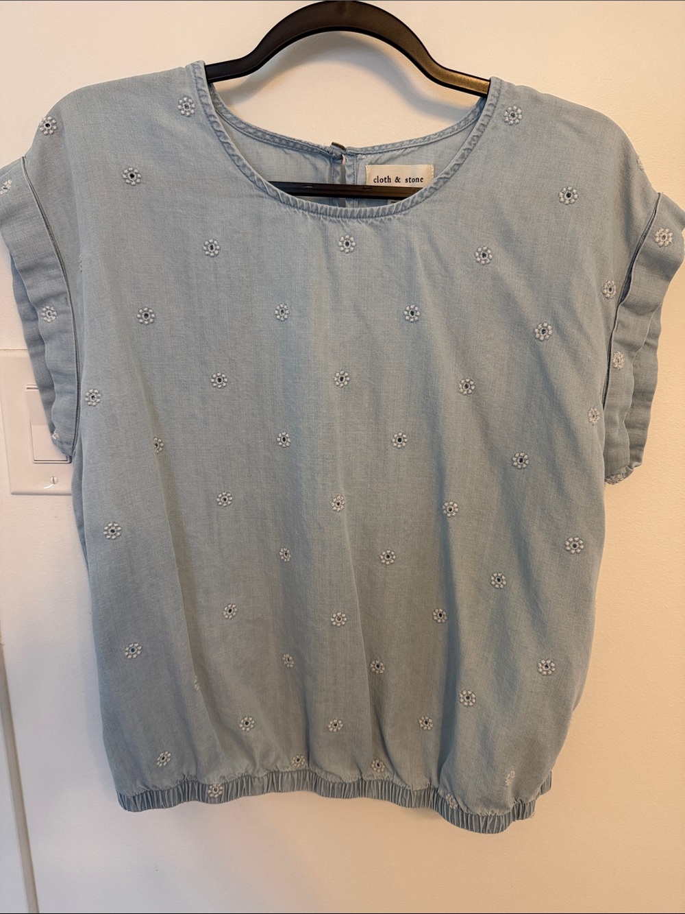 cloth & stone Embroidered Short Sleeve Blouse
